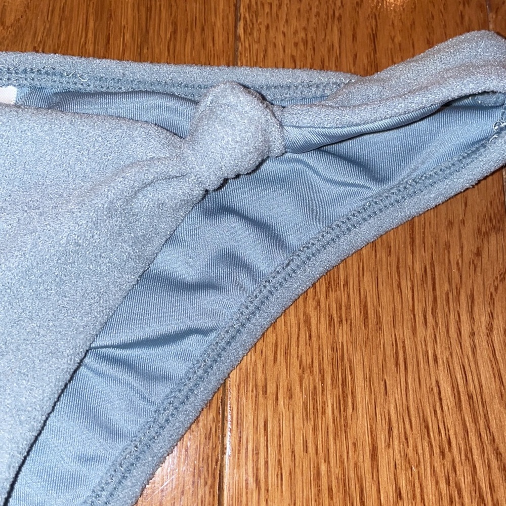 Blue bikini set - Picture 3 of 6